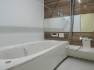 バスルーム：一坪サイズのバスルームは、ミストサウナ浴室暖房乾燥機を装備