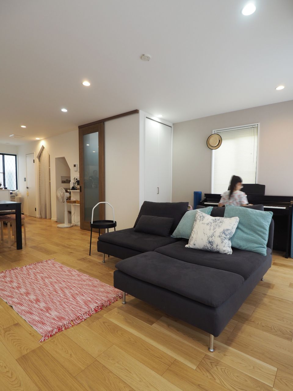 収納たっぷりリノベーション、家族のあたたかさが息づく家。