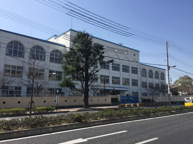 本山第二小学校