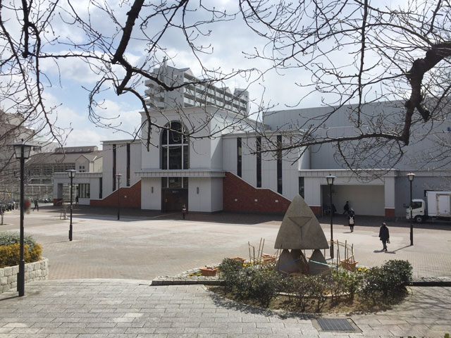 JR神戸線灘駅