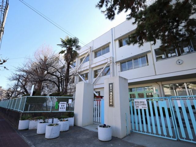 西宮市立鳴尾中学校